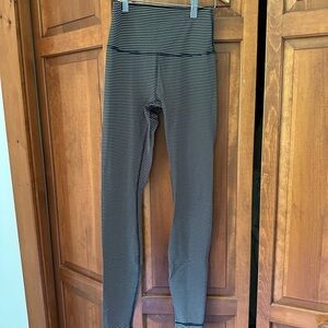 Lululemon Wunder Under Luxtreme Leggings